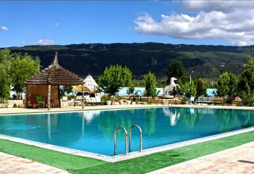 교외 호텔 Le Vallon Vert   Club Equestre