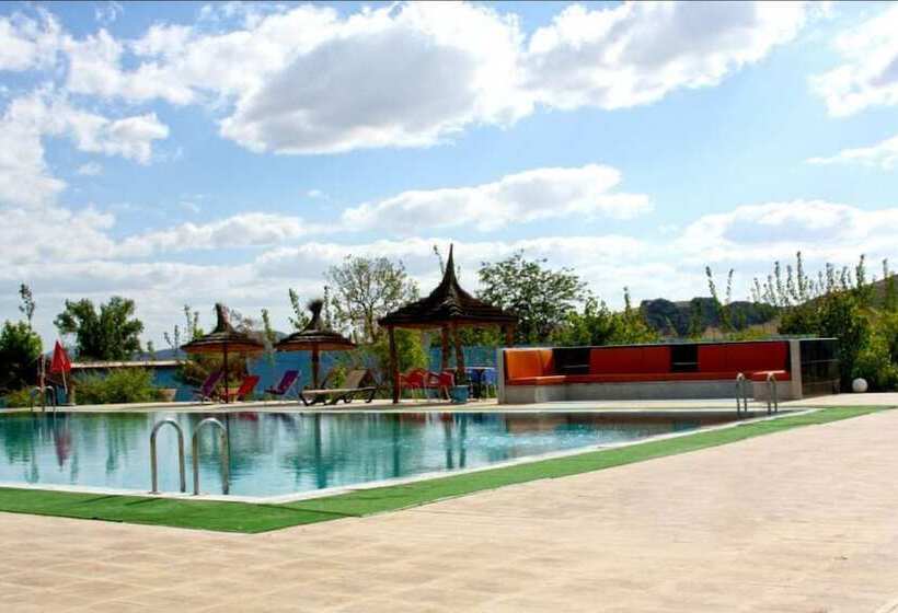 교외 호텔 Le Vallon Vert   Club Equestre