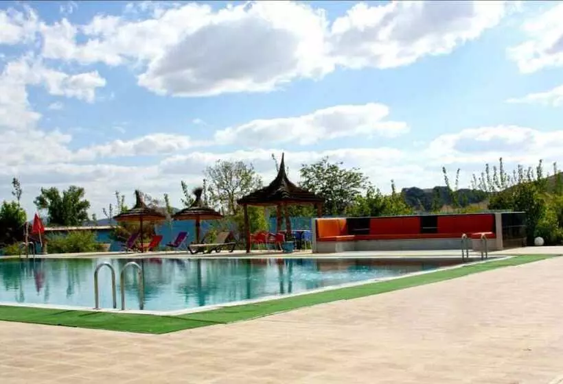 Maaseutuhotelli Le Vallon Vert   Club Equestre