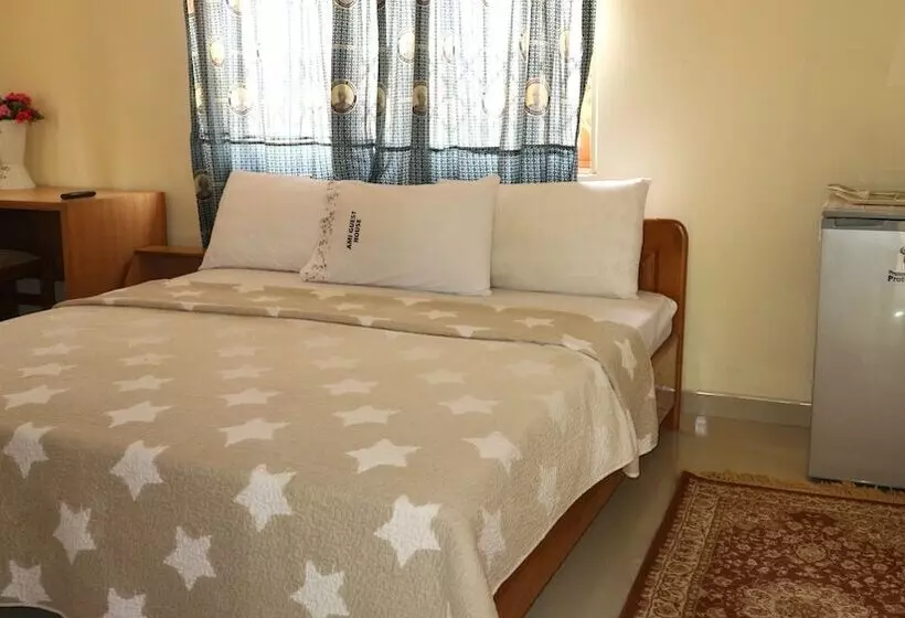 ペンション Ami Guest House