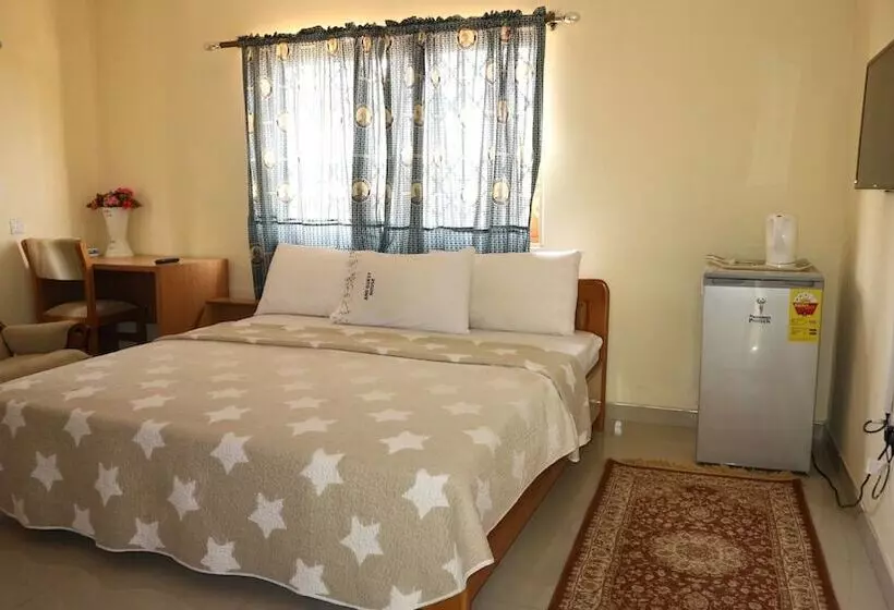 ペンション Ami Guest House