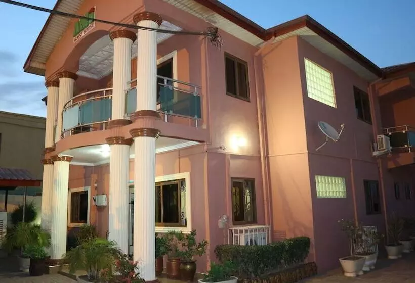 ペンション Ami Guest House