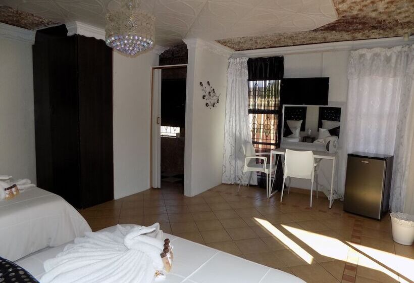 Pension Joezebel Guesthouse