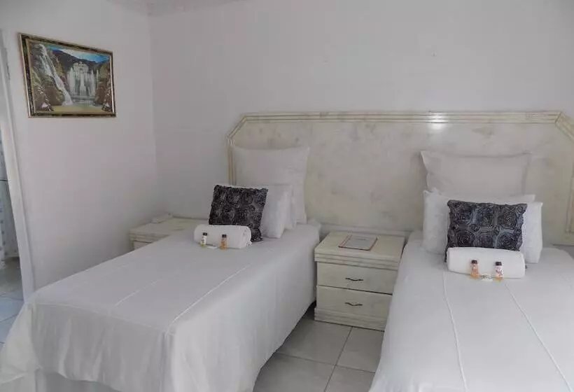 Majatalo Joezebel Guesthouse