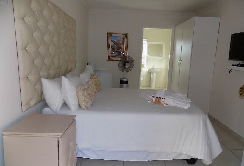 Pension Joezebel Guesthouse