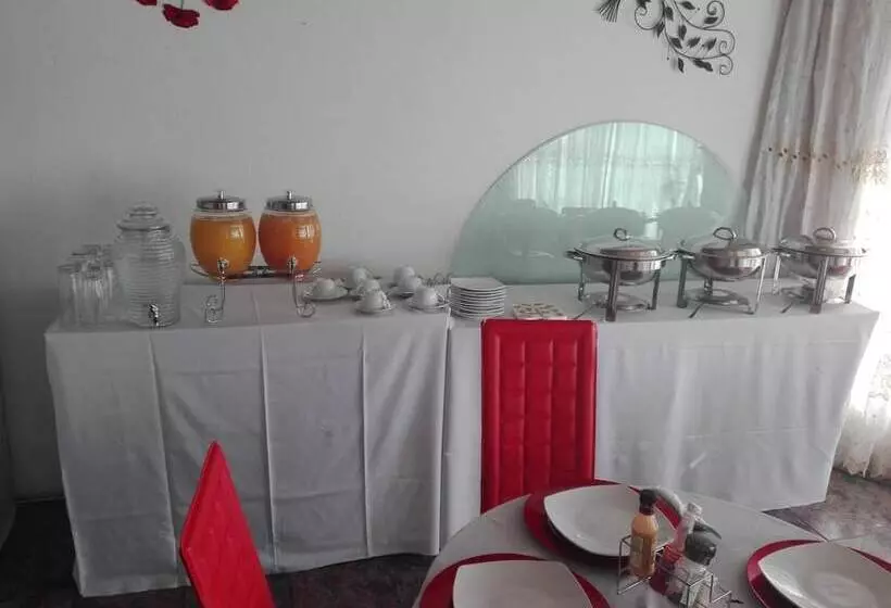 Majatalo Joezebel Guesthouse