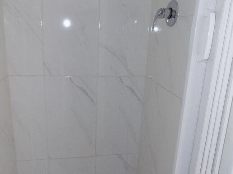 Pension Joezebel Guesthouse