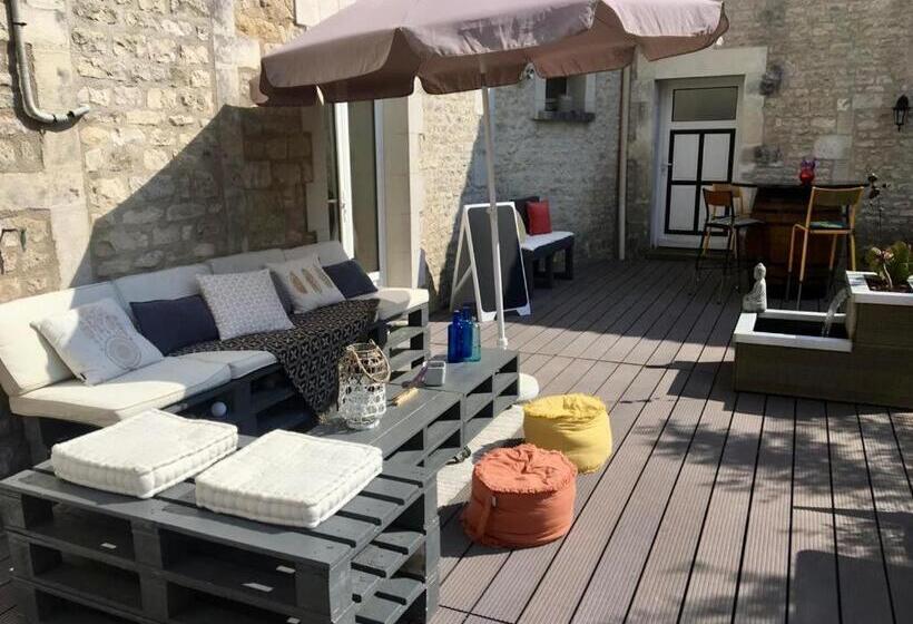 פנסיון Le Nid De Sigogne