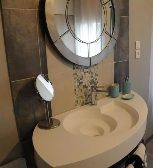 Majatalo Le Nid De Sigogne