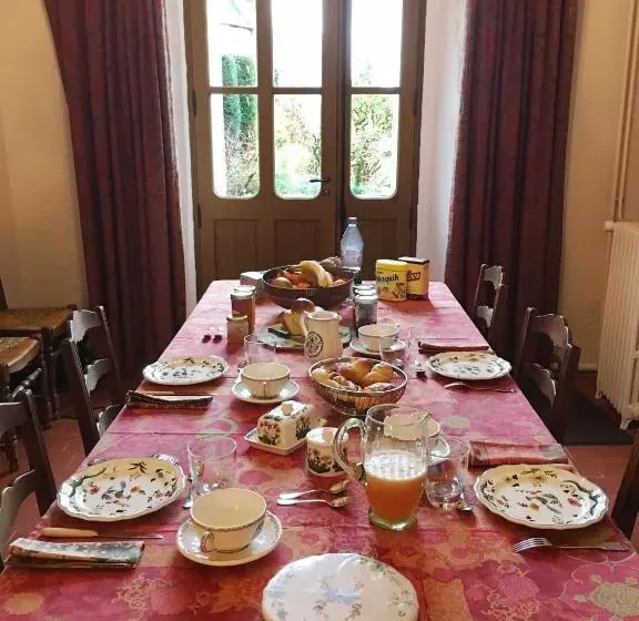 Majatalo Le Prieure D'orchaise