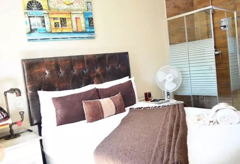 Majatalo Unathi Guest Lodge