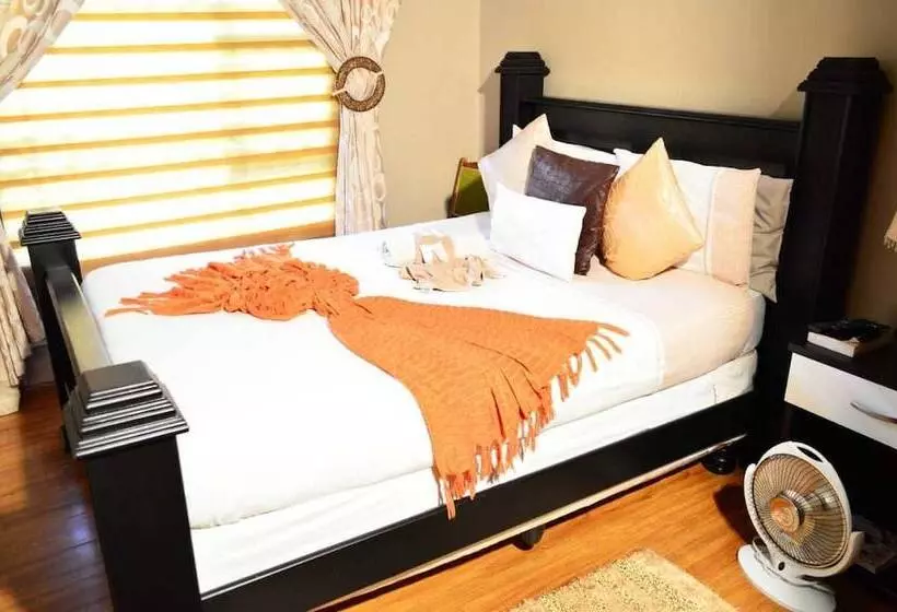 Majatalo Unathi Guest Lodge