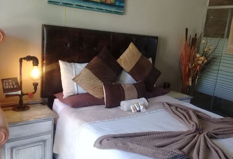 ペンション Unathi Guest Lodge