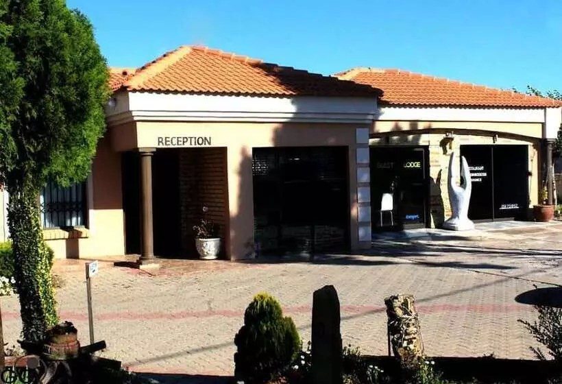 Majatalo Unathi Guest Lodge