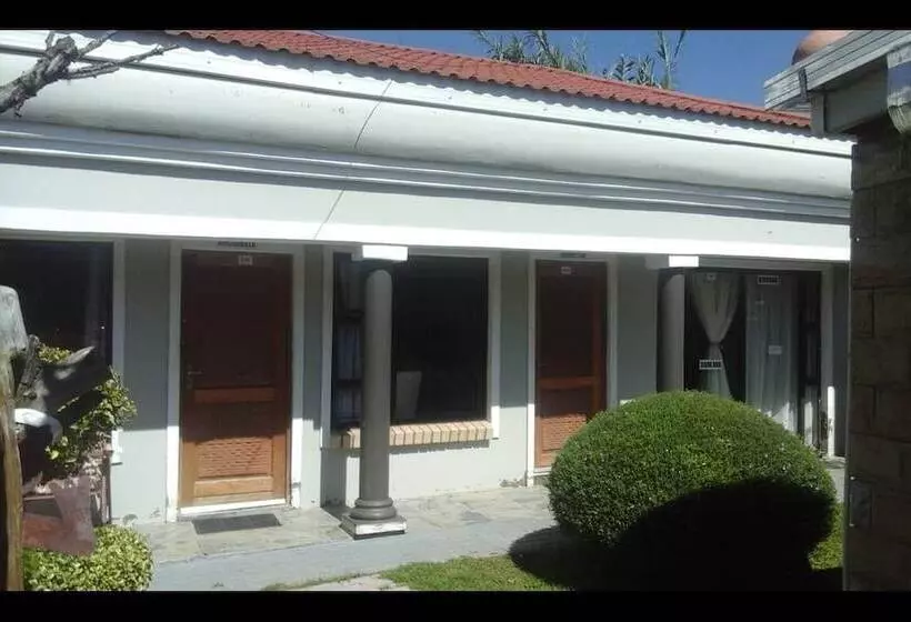 Majatalo Unathi Guest Lodge