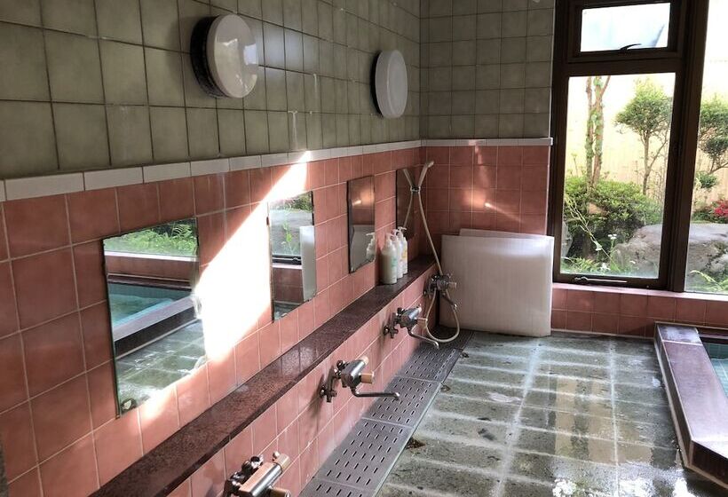 Rjokan Stay With Pet Murasawa