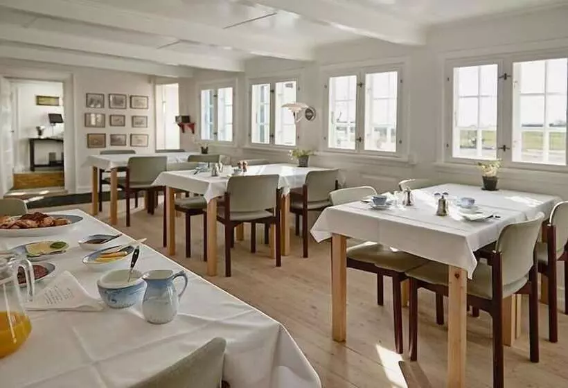 Aamiaismajoitus (B&B) Bjørnegården Land