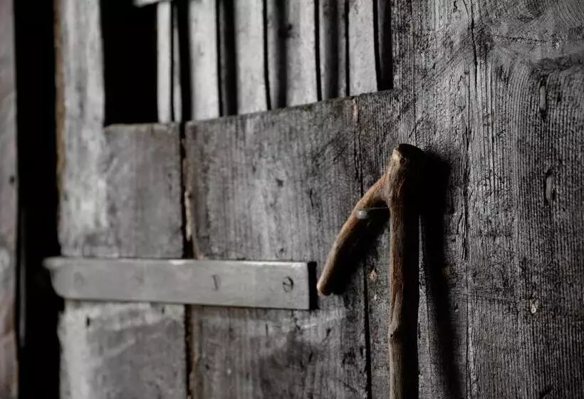 Aamiaismajoitus (B&B) Residenza La Nivera