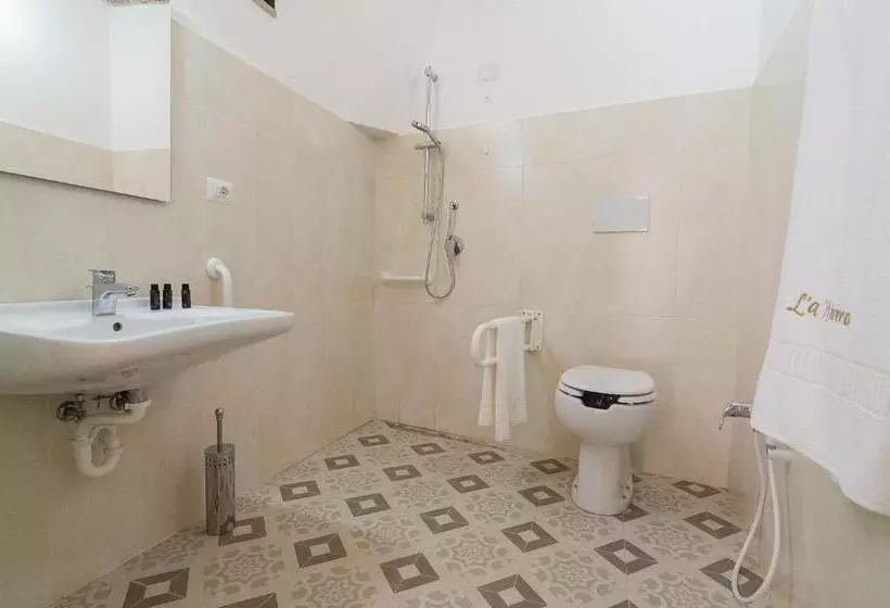 Aamiaismajoitus (B&B) Residenza La Nivera