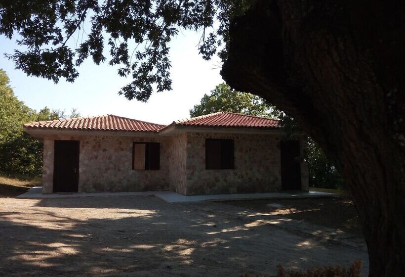 여관 Parco Dei Crisciuni Villaggio Camping