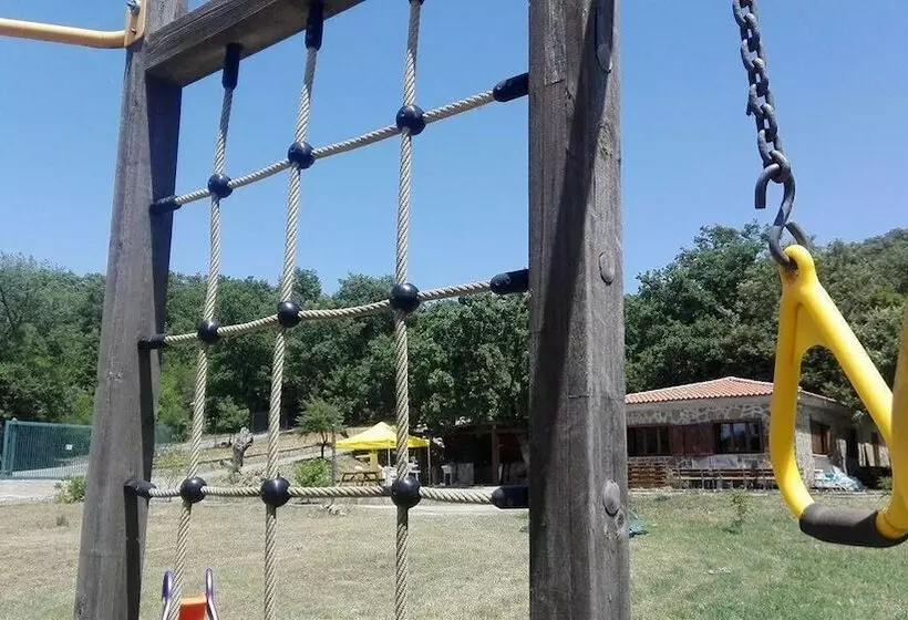Hostelli Parco Dei Crisciuni Villaggio Camping
