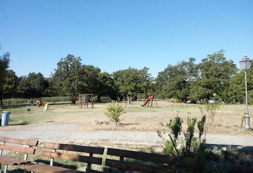 여관 Parco Dei Crisciuni Villaggio Camping