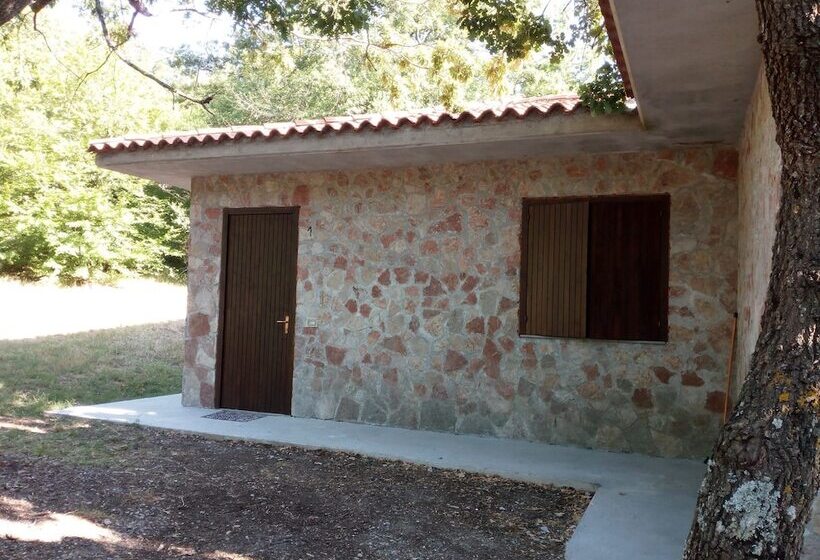 여관 Parco Dei Crisciuni Villaggio Camping