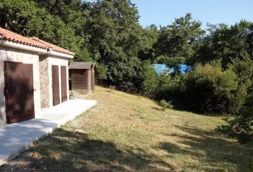 Hostelli Parco Dei Crisciuni Villaggio Camping