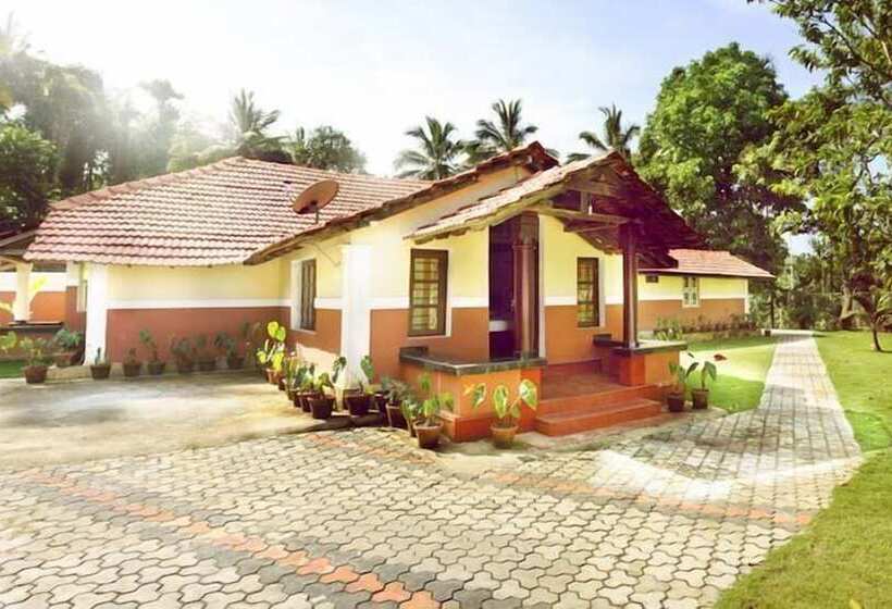 هتل Chandragiri Bungalow