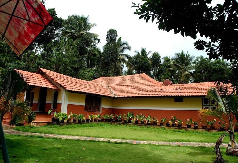 هتل Chandragiri Bungalow