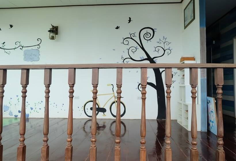 בית מלון כפרי Laong Pilom Boutique Guesthouse