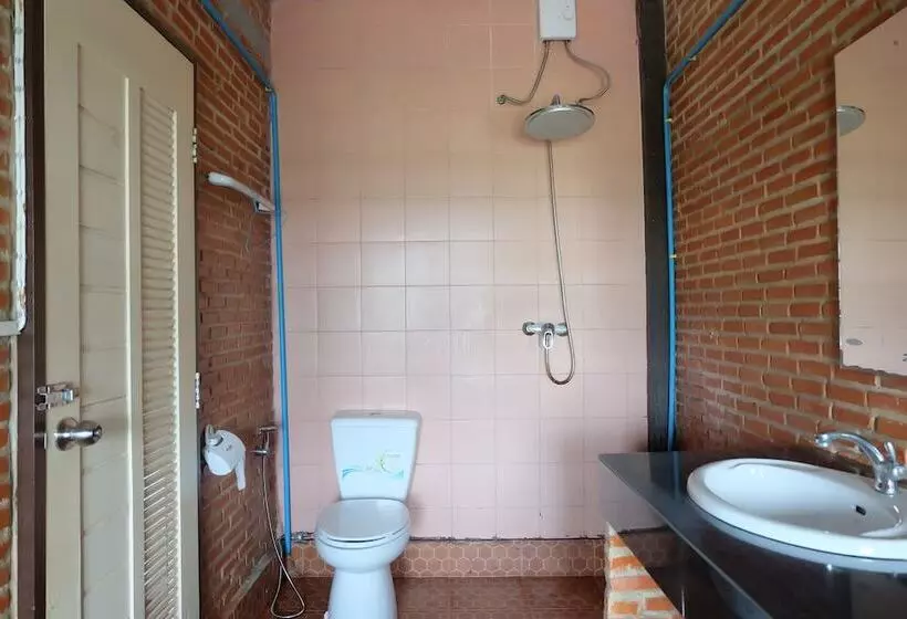 هتل Laong Pilom Boutique Guesthouse
