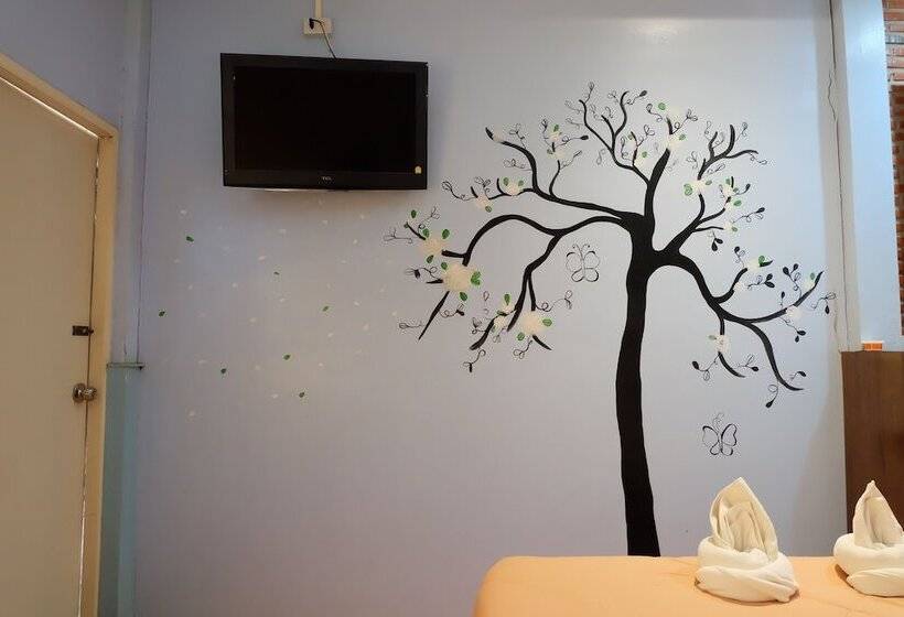 בית מלון כפרי Laong Pilom Boutique Guesthouse