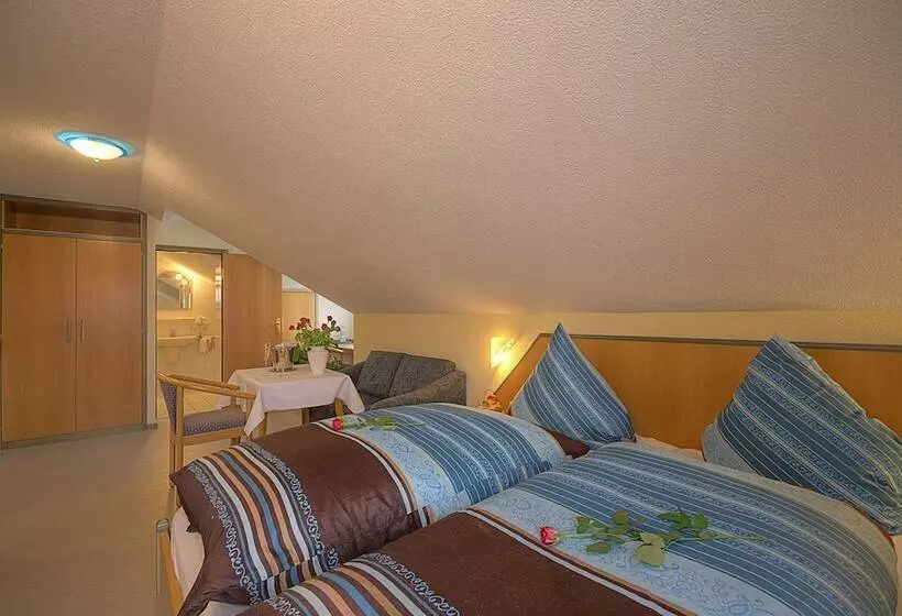 Landhotel Zum Goldenen Kreuz