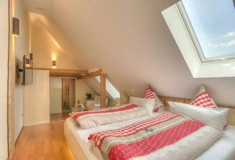 Landhotel Zum Goldenen Kreuz