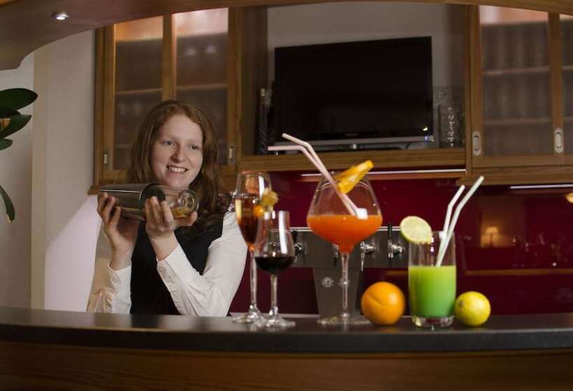 Landhotel Zum Goldenen Kreuz