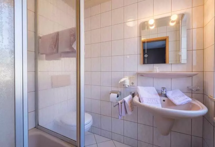 Landhotel Zum Goldenen Kreuz