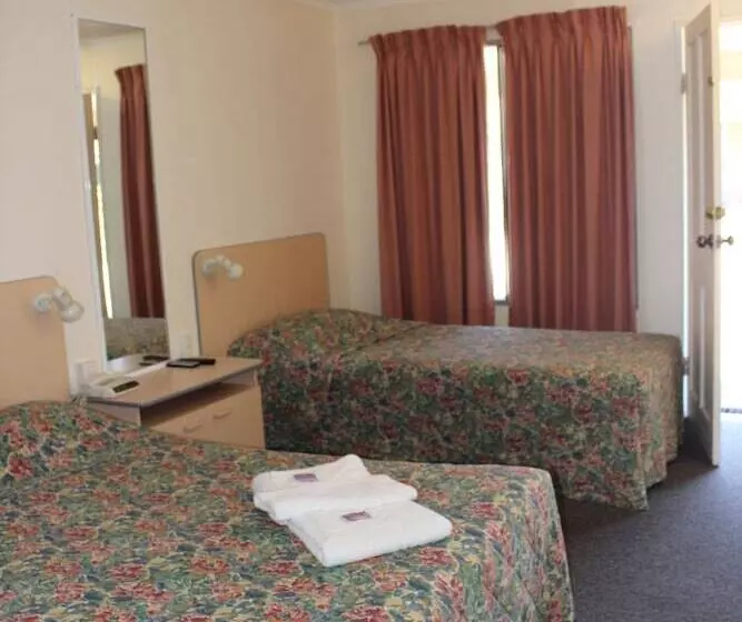 モーテル Mid Coast Motor Inn