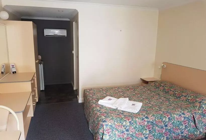 モーテル Mid Coast Motor Inn