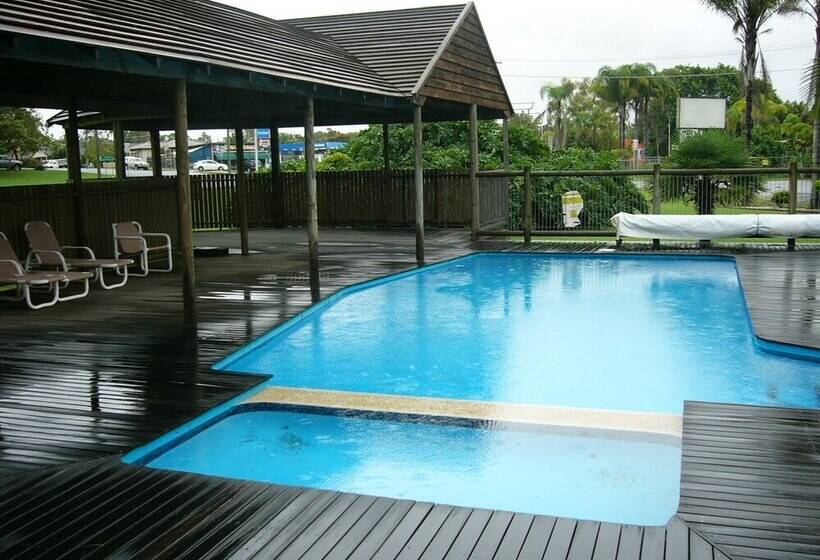 모텔 Mid Coast Motor Inn