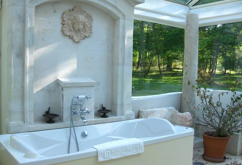 بنسيون Château De Chambiers