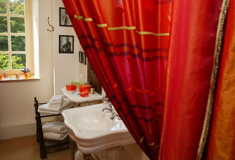 بنسيون Château De Chambiers