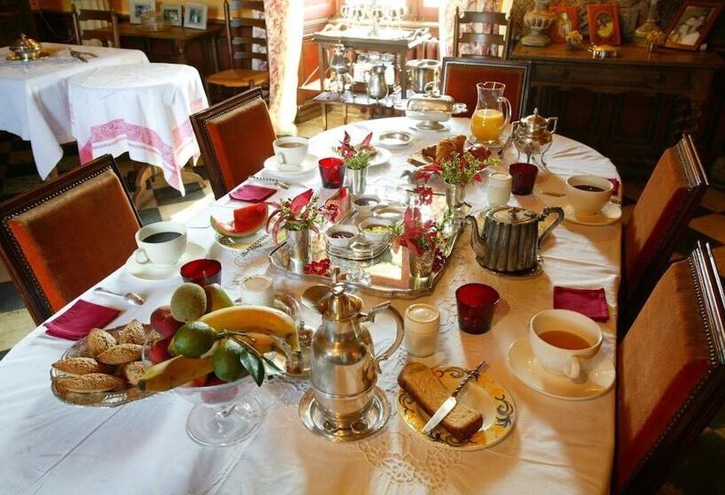 بنسيون Château De Chambiers