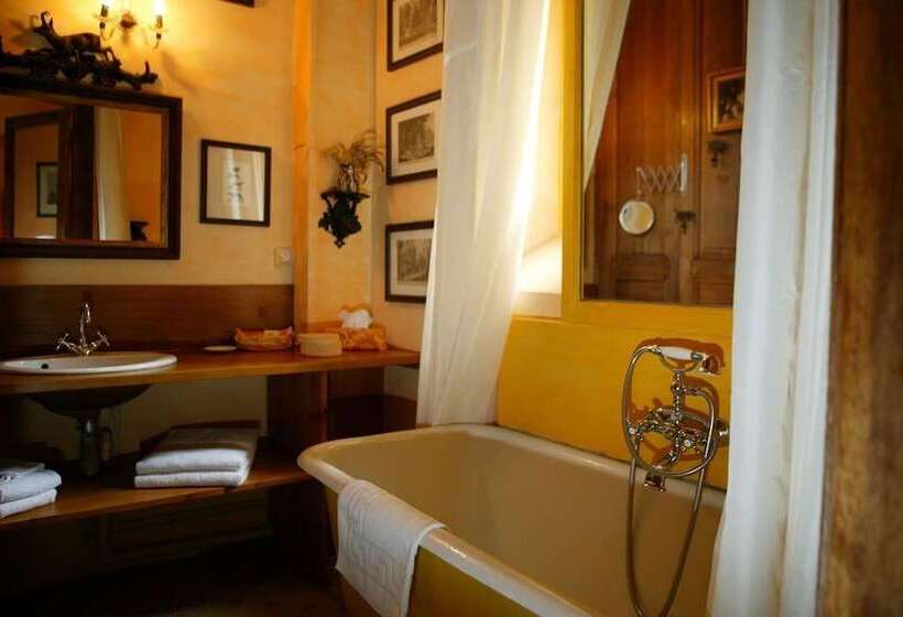 بنسيون Château De Chambiers