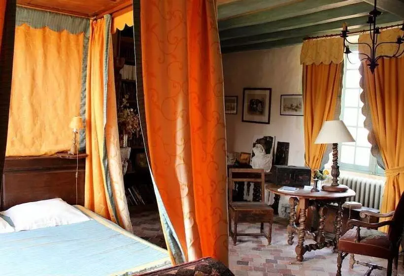 ペンション Château De Chambiers