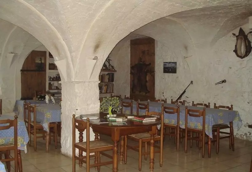 ペンション Gîte Auberge L Oustalet