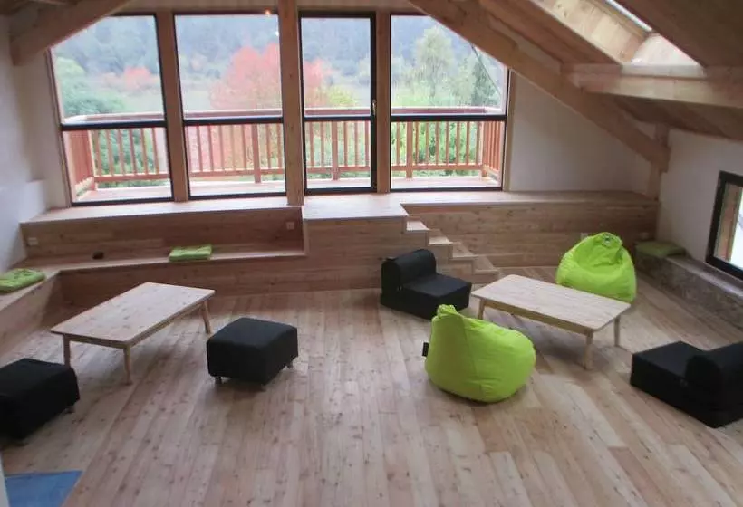 ペンション Gîte Auberge L Oustalet
