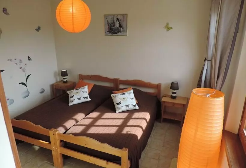 Aamiaismajoitus (B&B) Les Vergers De La Vicomté D Auge