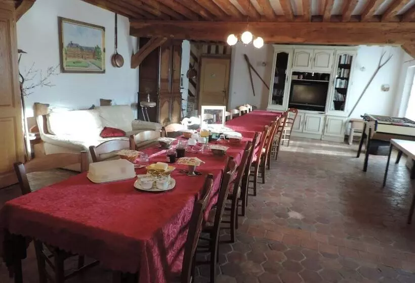 Aamiaismajoitus (B&B) Les Vergers De La Vicomté D Auge