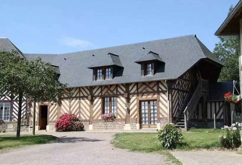 Aamiaismajoitus (B&B) Les Vergers De La Vicomté D Auge